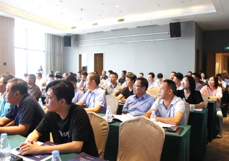 搭桥梁引资源，柳州市中小企业服务中心潜心<em>开</em>展助力企业强能力拓市场服务工作